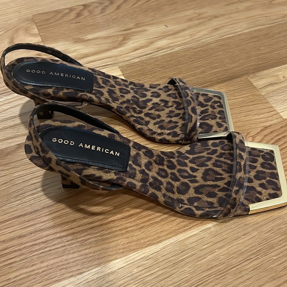 Good American Standout Slingback Kitten Heel - NWOB - Picture 5 of 6